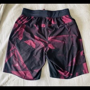 Lululemon T.H.E. 9” liner-less short